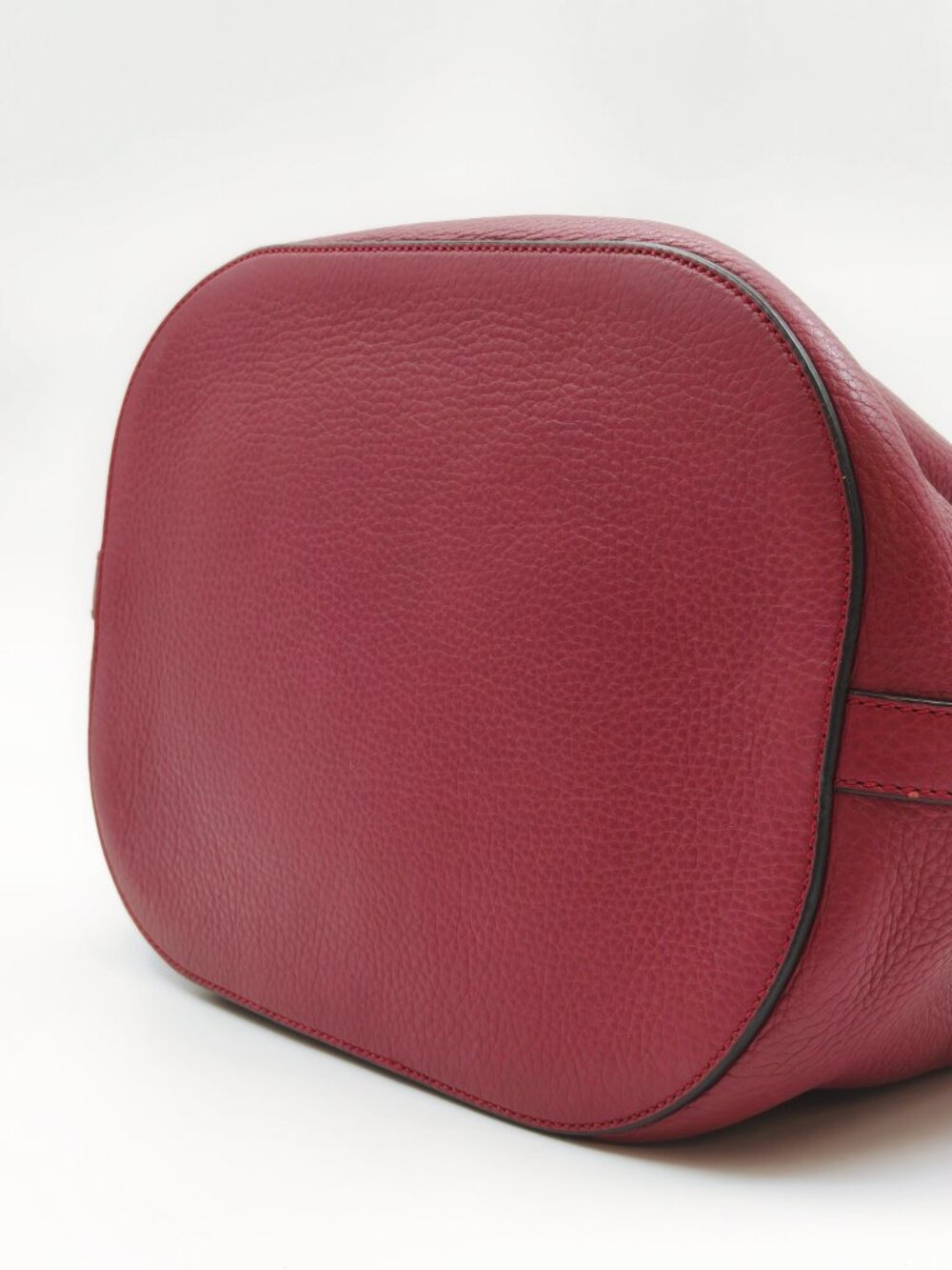 Gucci Bamboo Daily Pebbled Leather Bucket Bag Bordeaux Red Tassel Shoulder Bag - Picture 7 of 16